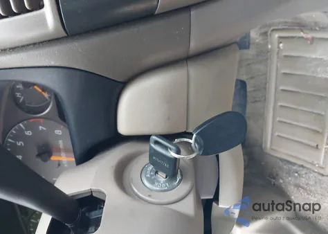 2003 Nissan Sentra Gxe z USA, uszkodzony, nr VIN 3N1CB51D83L815062